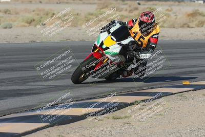 media/Sep-20-2025-Race Pace (Sat) [[d4e1b33f4d]]/Non Verified/Turn 4 Inside (8am)/